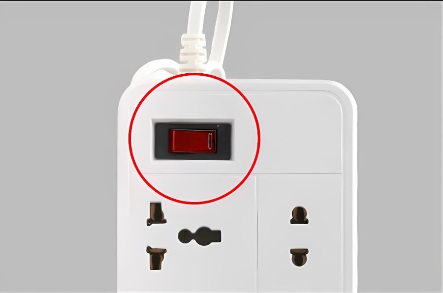 Ổ cắm đa năng 2m Rạng Đông OC06 có công tắc AC báo đèn