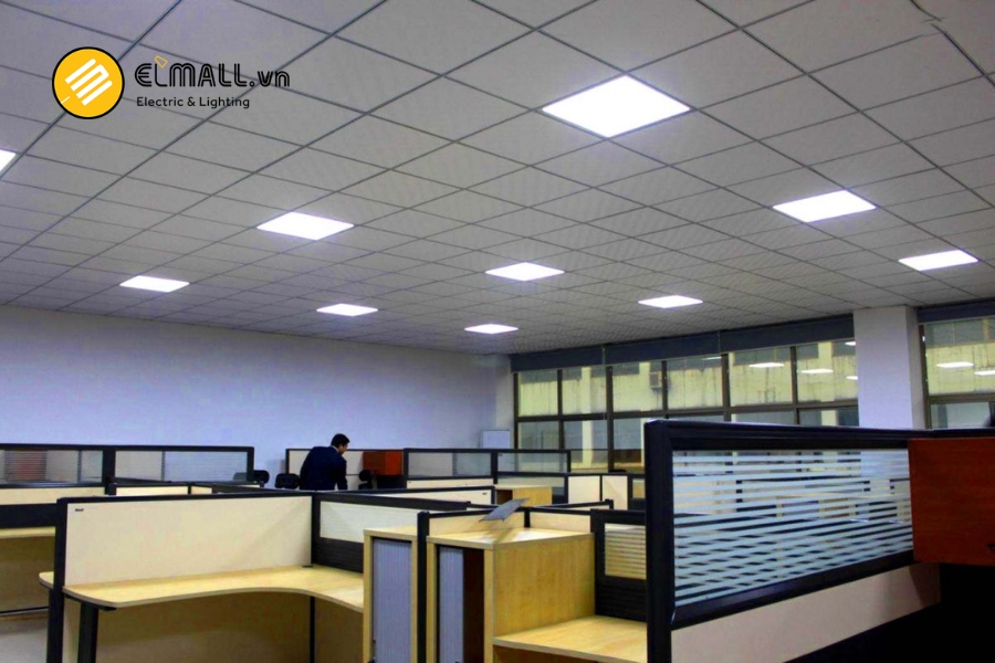 cong nghe chieu sang dong deu Đèn LED Panel Rạng Đông P06 600×600/50W sử dụng công nghệ chiếu sáng thẳng