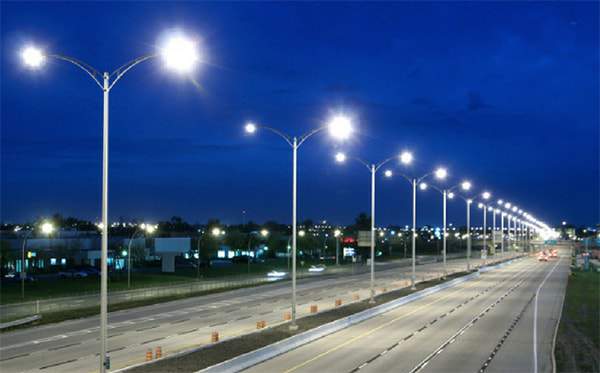 den duong led lua chon toi uu cho chieu sang do thi 1 Đèn LED chiếu đường CSD10 200W mang lại ánh sáng chất lượng