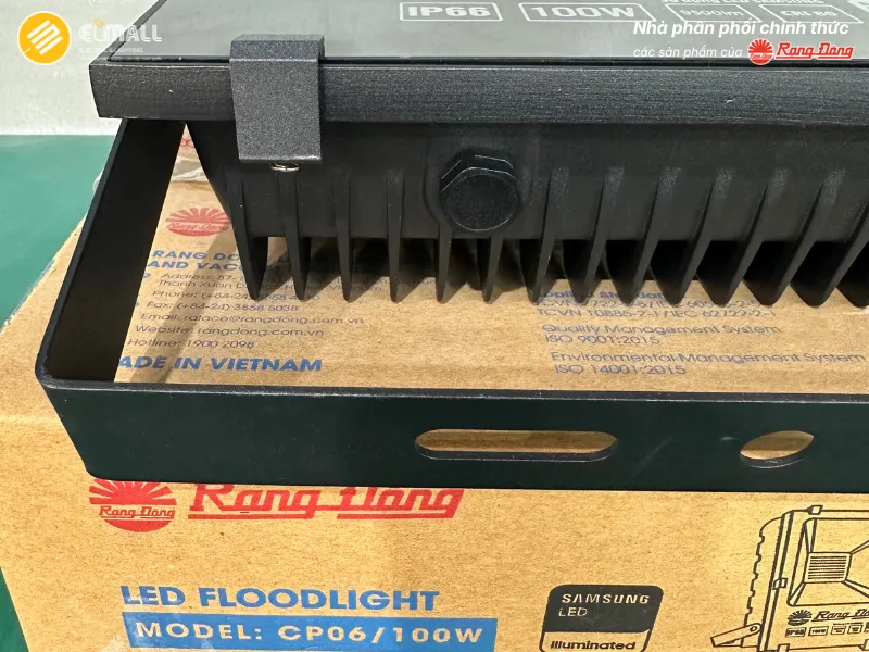 Đèn pha CP06 100W có van cân bằng áp suất