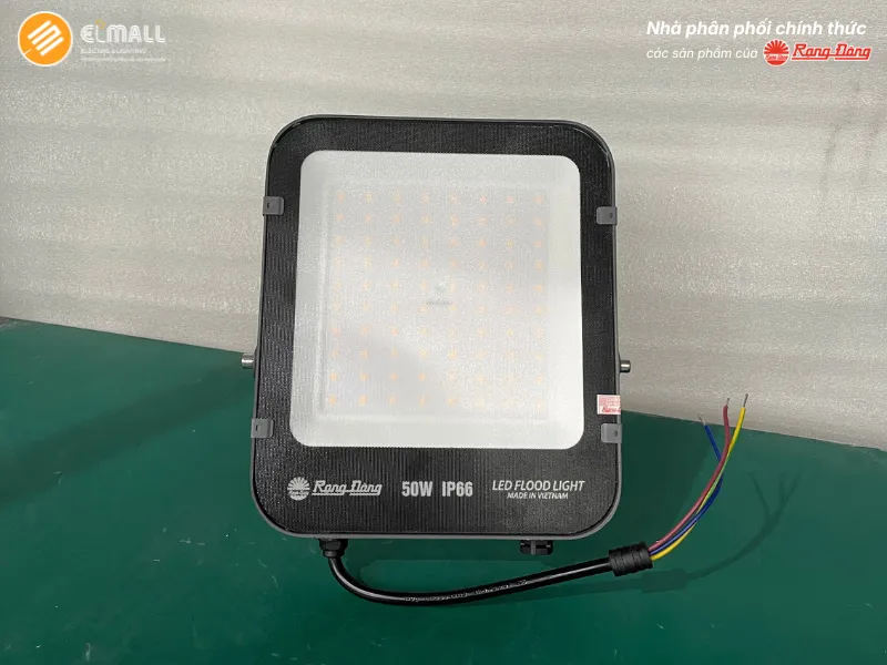 đặc điểm Đèn pha LED CP12 50W