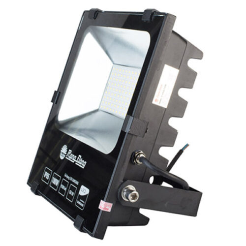 Đèn pha LED 100W CP03L Rạng Đông góc nghiêng mặt trước 2