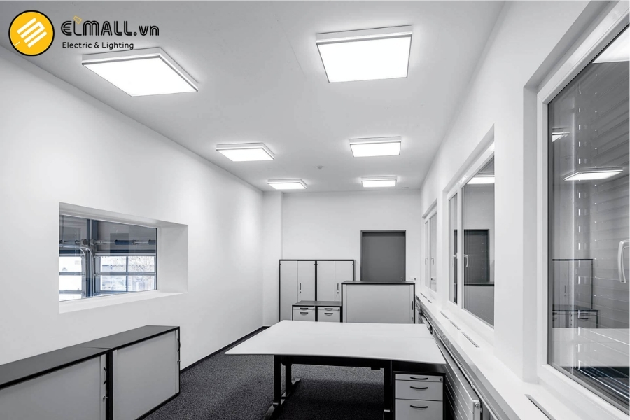 đèn led panel chiếu sáng văn phòng